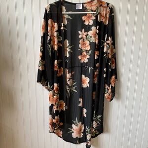 Siren Lily Maternity | Floral Sheer Kimono